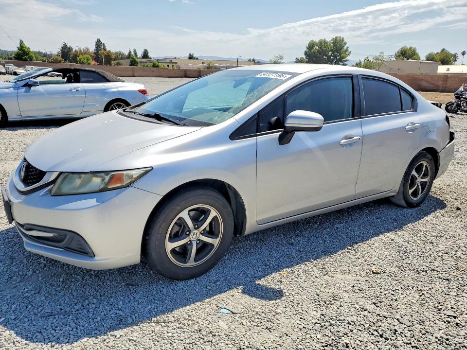 Снимка 1 от търг – 2015 HONDA CIVIC с VIN 19XFB2F78FE288676