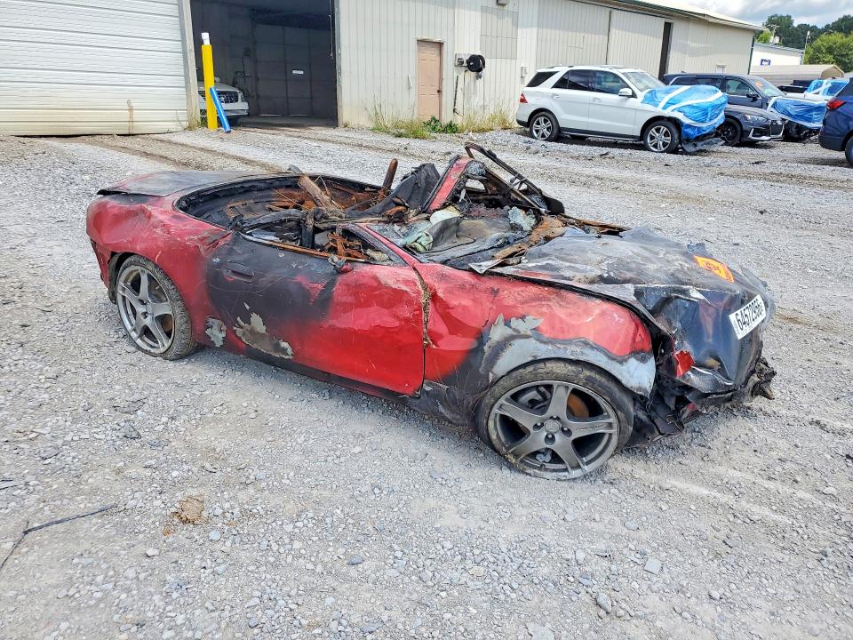 Photo 4 from auction – 2004 MAZDA MX-5 MIATA with VIN JM1NB354640408165