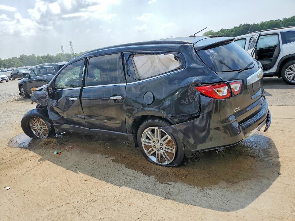 Photo 2 from auction – 2015 CHEVROLET TRAVERSE with VIN 1GNKRGKD5FJ324241