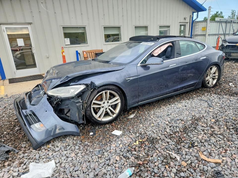 TESLA MODEL S 2016 with VIN 5YJSA1E23GF128444 - Photo from auction