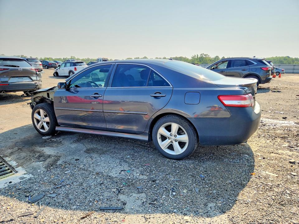 Photo 2 from auction – 2011 TOYOTA CAMRY with VIN 4T1BF3EK7BU140153