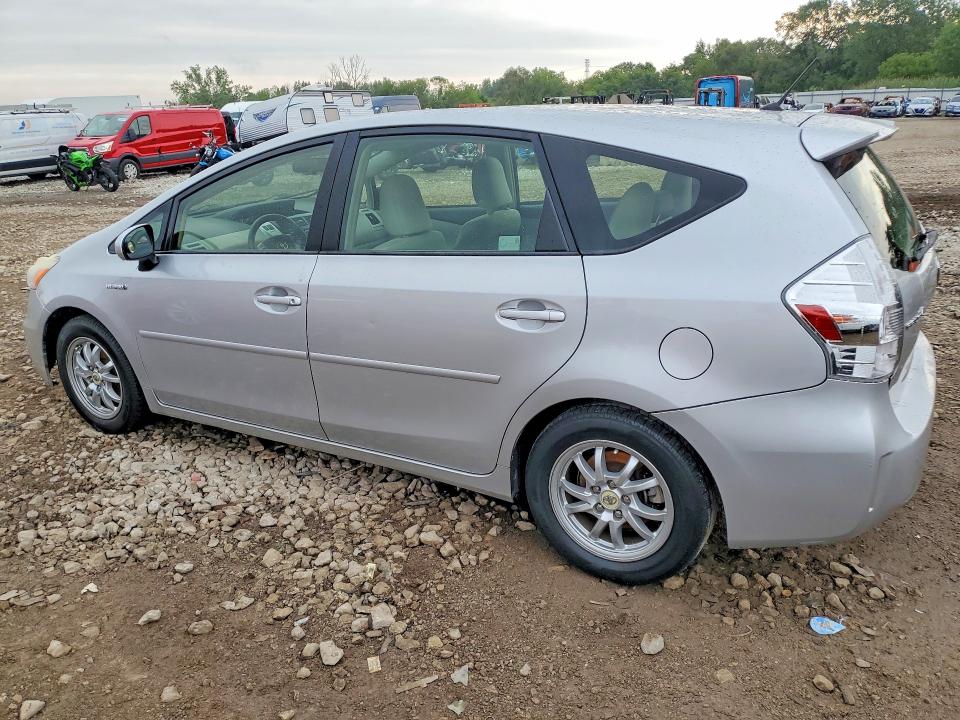 Photo 2 from auction – 2012 TOYOTA PRIUS V with VIN JTDZN3EU4C3171617