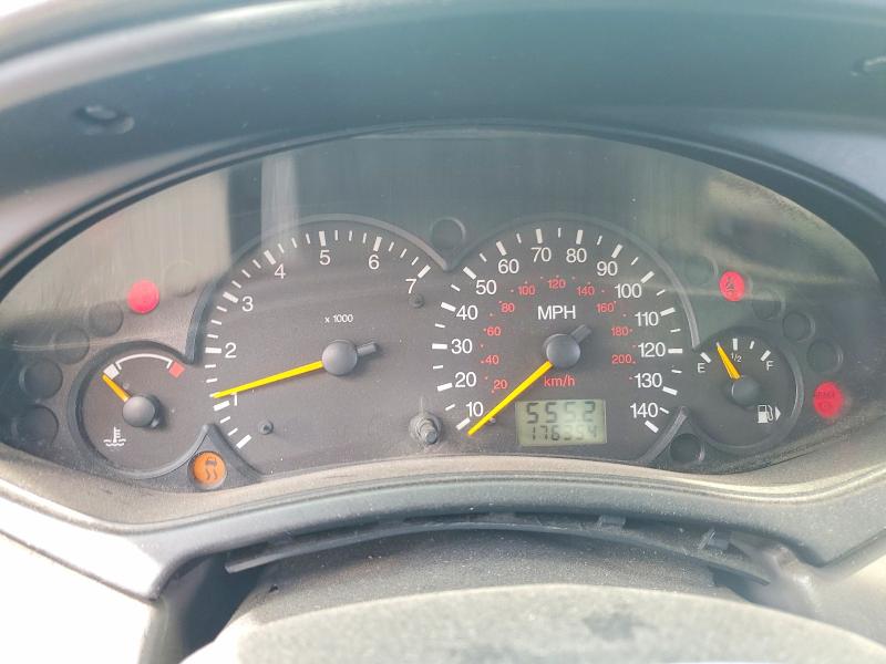 Photo 9 from auction – 2003 FORD FOCUS with VIN 1FAFP38373W336337