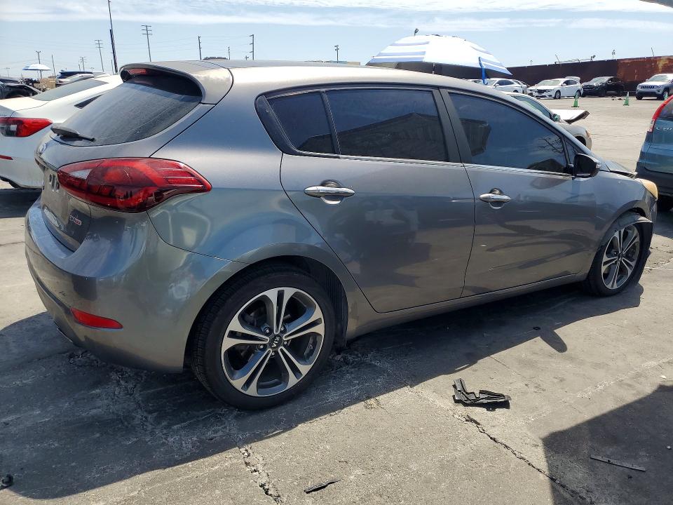 Photo 3 from auction – 2016 KIA FORTE with VIN KNAFX5A89G5628785