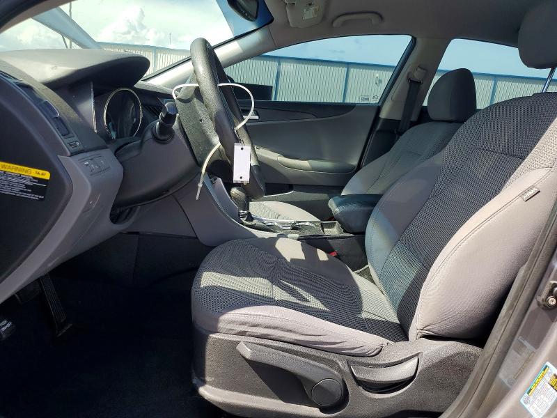 Photo 7 from auction – 2011 HYUNDAI SONATA with VIN 5NPEB4AC6BH277077
