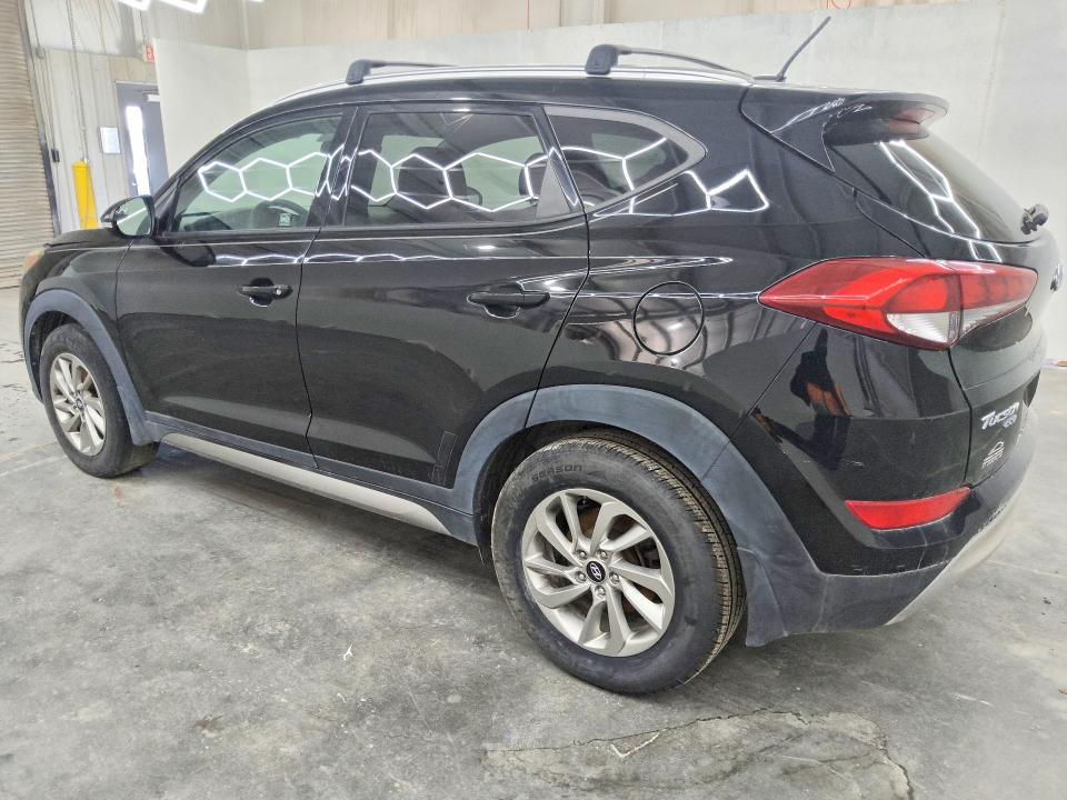 Photo 2 from auction – 2017 HYUNDAI TUCSON with VIN KM8J3CA26HU281816
