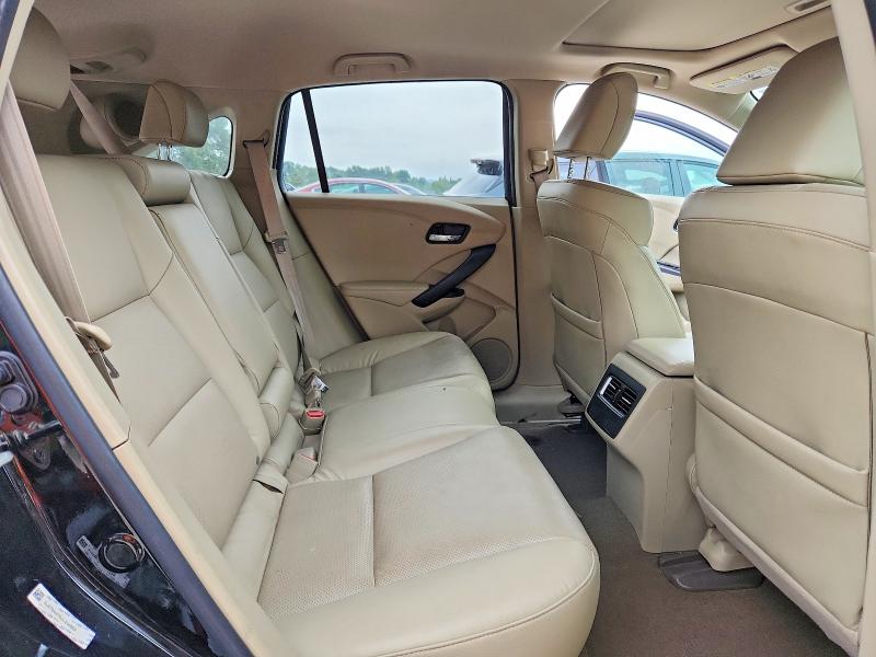 Photo 11 from auction – 2018 ACURA RDX with VIN 5J8TB4H76JL014969