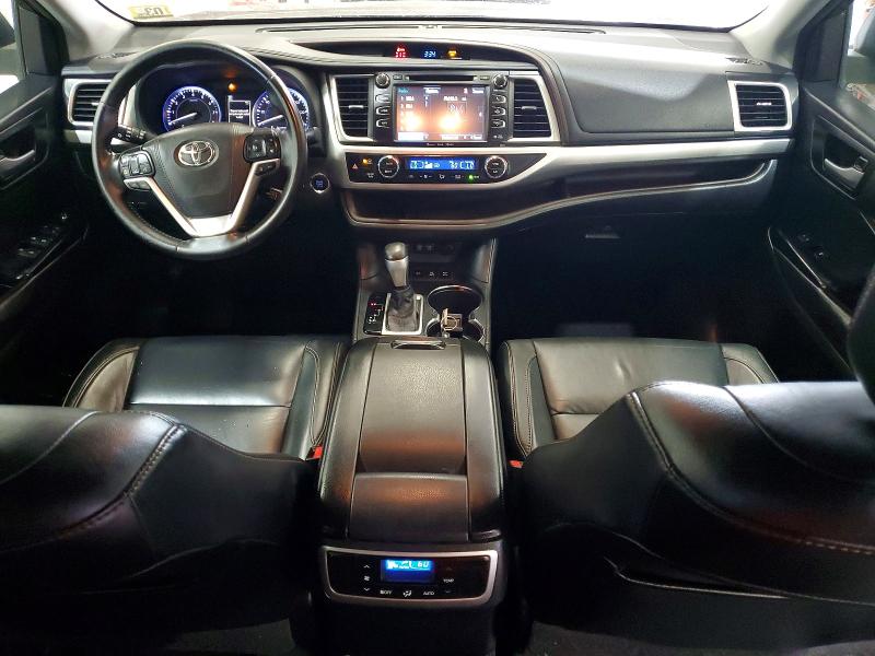Photo 8 from auction – 2017 TOYOTA HIGHLANDER with VIN 5TDJZRFH0HS453328