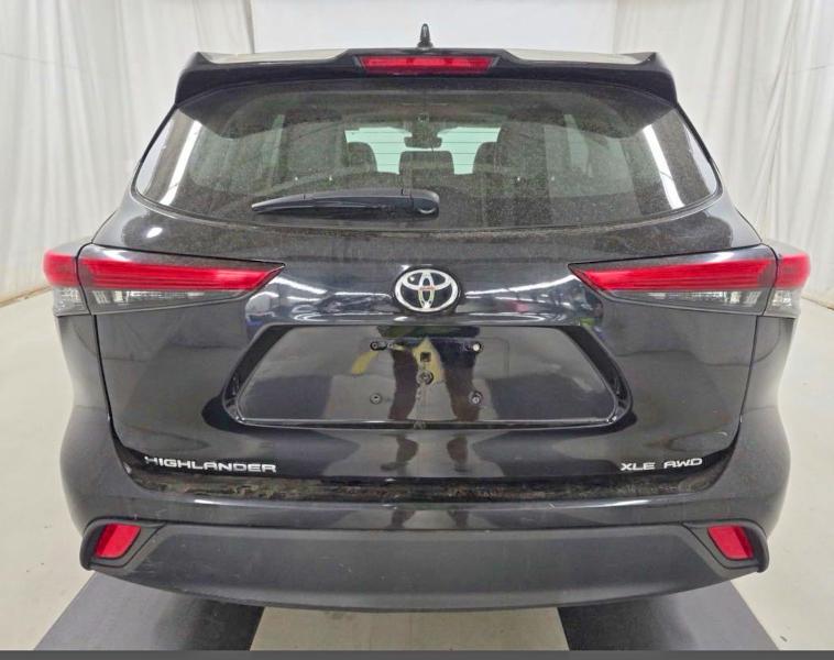 Photo 12 from auction – 2023 TOYOTA HIGHLANDER with VIN 5TDKDRBH0PS029803