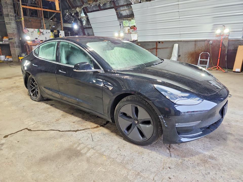 Photo 4 from auction – 2018 TESLA MODEL 3 with VIN 5YJ3E1EBXJF103220