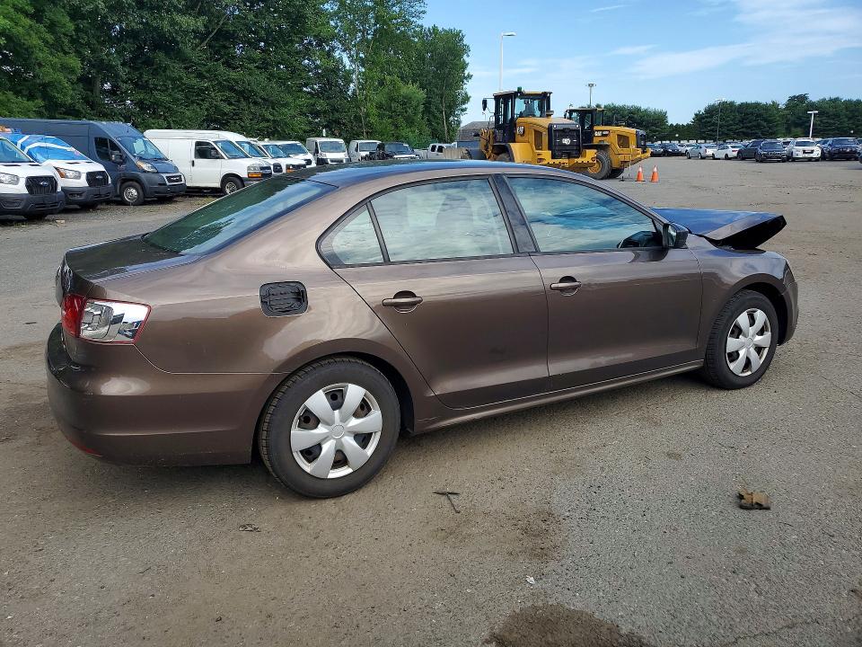 Photo 3 from auction – 2014 VOLKSWAGEN JETTA with VIN 3VW2K7AJ2EM253485