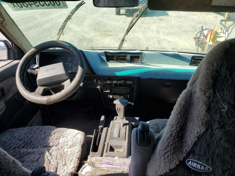 Photo 8 from auction – 1987 TOYOTA VAN with VIN JT3YR26W4H5035577