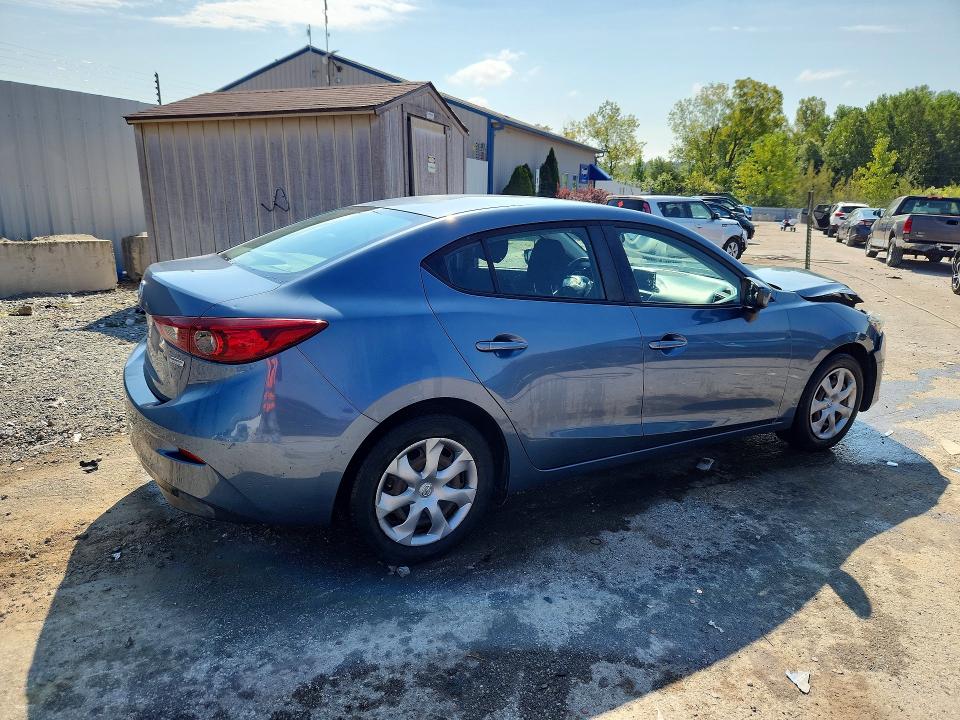 Photo 3 from auction – 2015 MAZDA 3 with VIN 3MZBM1U77FM148093