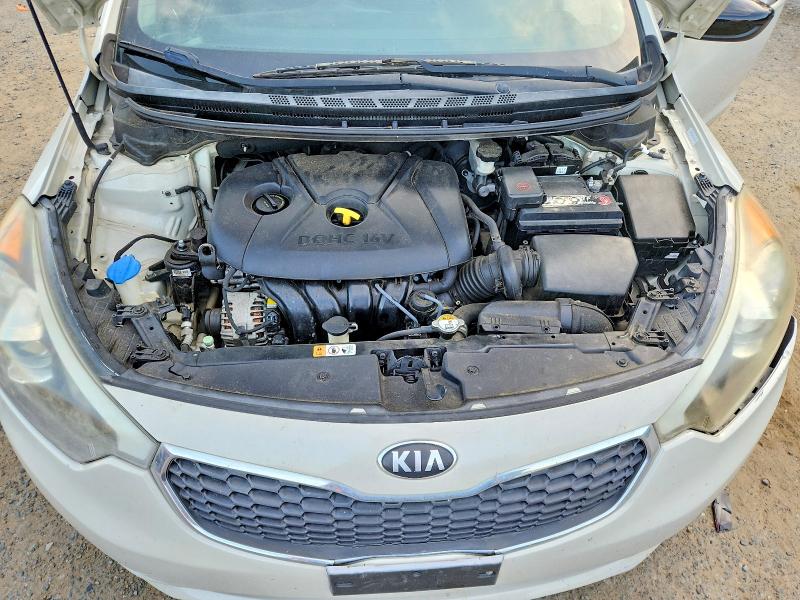 Photo 11 from auction – 2015 KIA FORTE with VIN KNAFK4A61F5304509