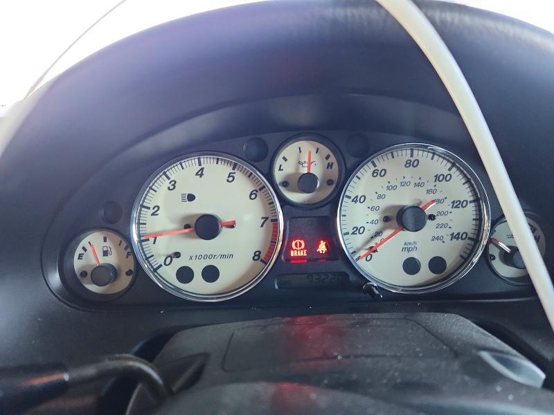 Photo 9 from auction – 2002 MAZDA MX-5 MIATA with VIN JM1NB353420232804