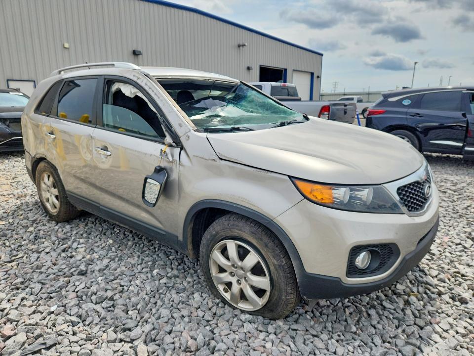 Photo 4 from auction – 2012 KIA SORENTO with VIN 5XYKT3A64CG282761