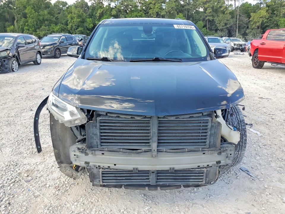 Photo 5 from auction – 2018 CHEVROLET TRAVERSE with VIN 1GNERHKW0JJ183687