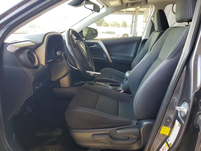 Photo 7 from auction – 2017 TOYOTA RAV4 with VIN JTMWFREV0HJ101367