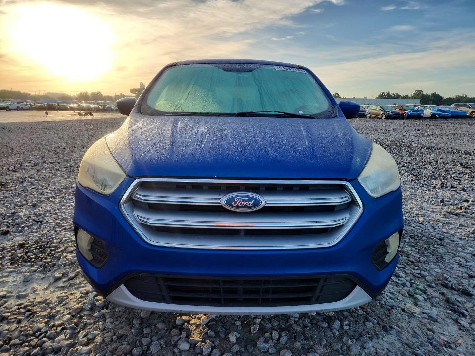 Photo 5 from auction – 2017 FORD ESCAPE with VIN 1FMCU0GD4HUD24823