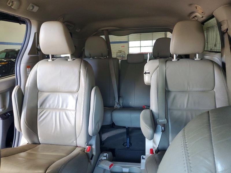 Photo 10 from auction – 2015 TOYOTA SIENNA with VIN 5TDYK3DC1FS617626