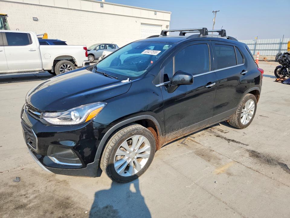 CHEVROLET TRAX 2019 with VIN 3GNCJRSB8KL398276 - Photo from auction