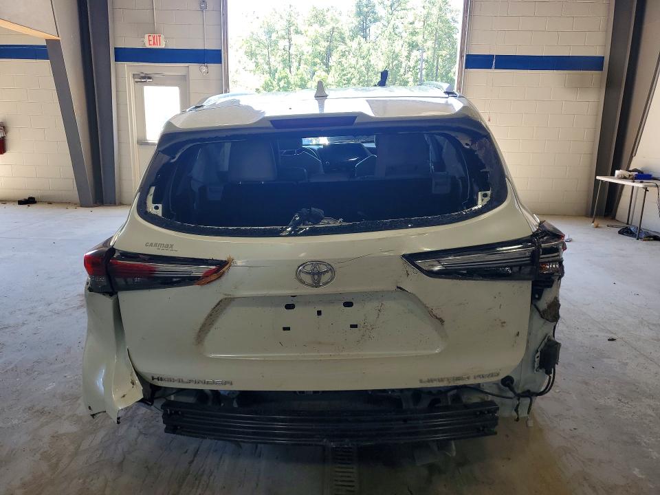 Photo 6 from auction – 2021 TOYOTA HIGHLANDER with VIN 5TDDZRBH8MS064479