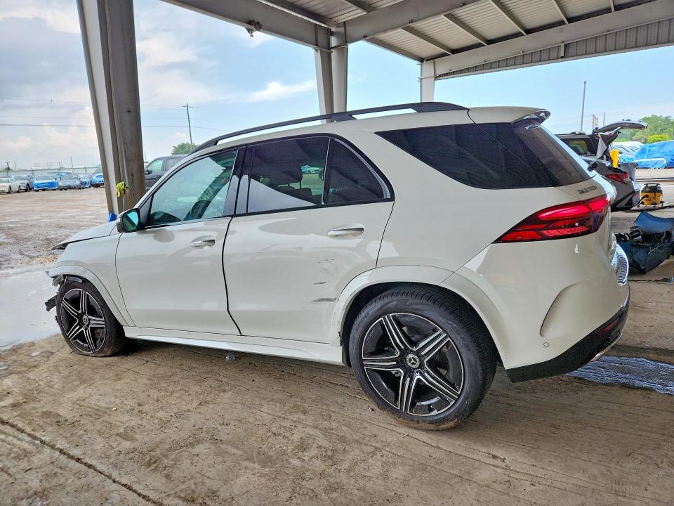 Снимка 2 от търг – 2026 MERCEDES-BENZ GLE с VIN 4JGFB4FB4TB622142