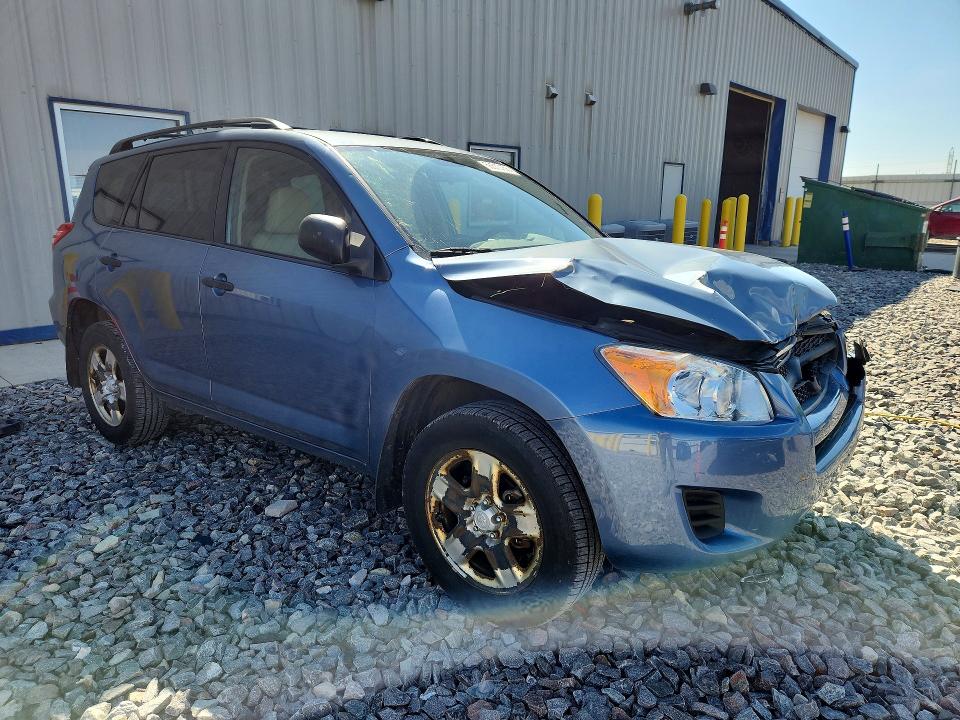 Photo 4 from auction – 2010 TOYOTA RAV4 with VIN JTMBF4DV2AD033466