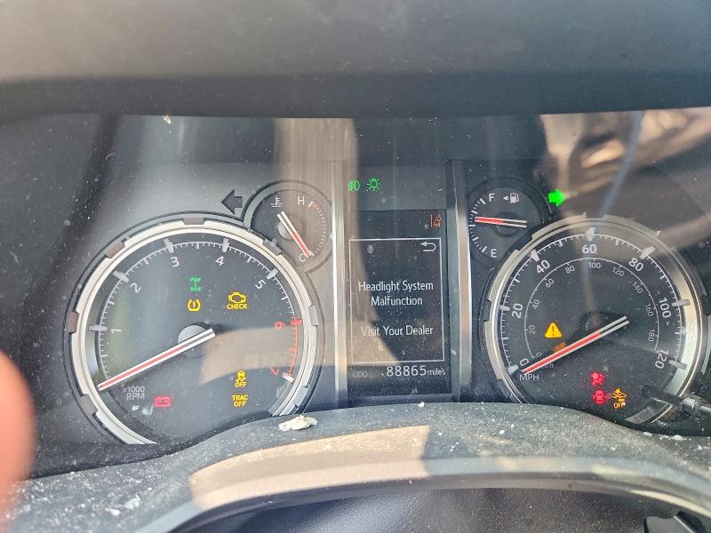 Photo 9 from auction – 2021 TOYOTA 4RUNNER with VIN JTERU5JR0M5861950