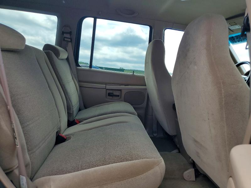 Photo 11 from auction – 2000 FORD EXPLORER with VIN 1FMZU72X2YZB70927