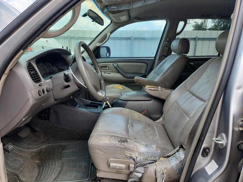 Foto 7 de la subasta – 2003 TOYOTA SEQUOIA con VIN 5TDZT34A13S160909