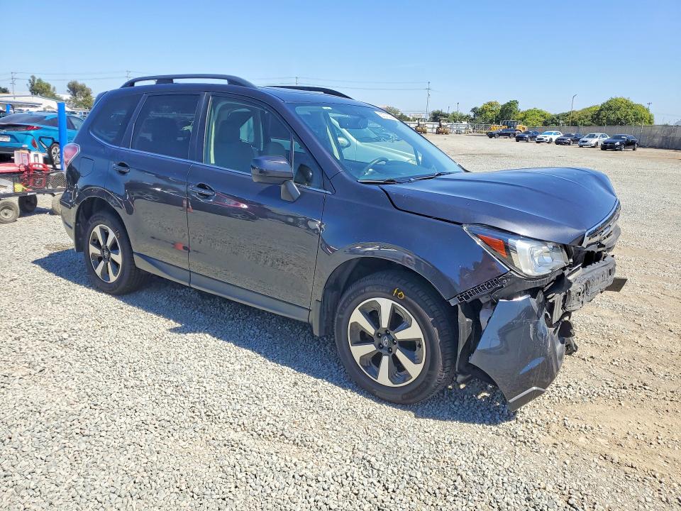 Photo 4 from auction – 2017 SUBARU FORESTER with VIN JF2SJAJC4HH577519