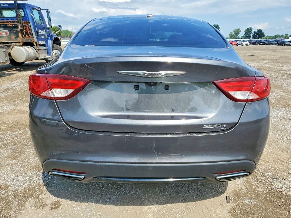 Photo 6 from auction – 2016 CHRYSLER 200 with VIN 1C3CCCBG3GN176557