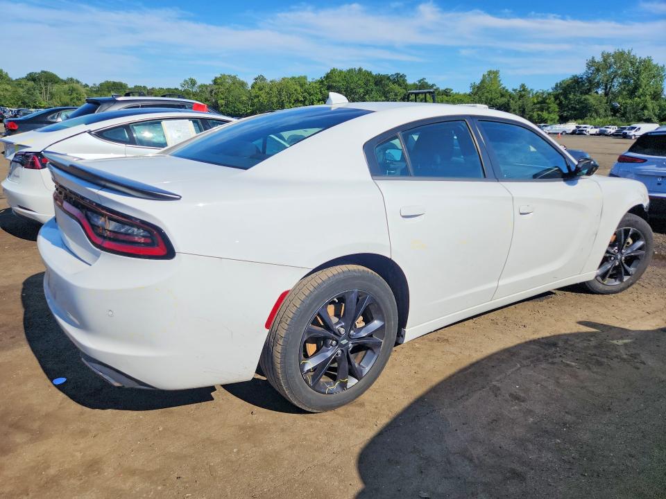 Снимка 3 от търг – 2023 DODGE CHARGER с VIN 2C3CDXJG5PH681790