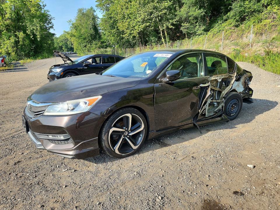 HONDA ACCORD 2016 with VIN 1HGCR2F88GA140394 - Photo from auction