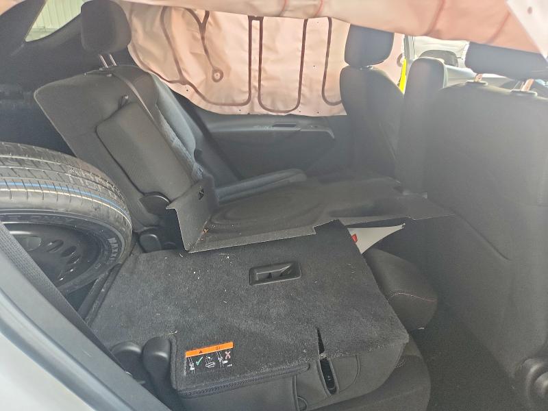 Photo 11 from auction – 2022 CHEVROLET EQUINOX with VIN 3GNAXUEV3NS113735