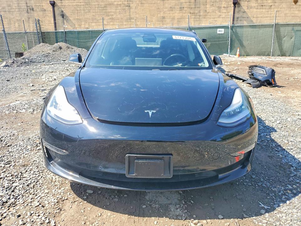 Photo 5 from auction – 2018 TESLA MODEL 3 with VIN 5YJ3E1EB4JF178415