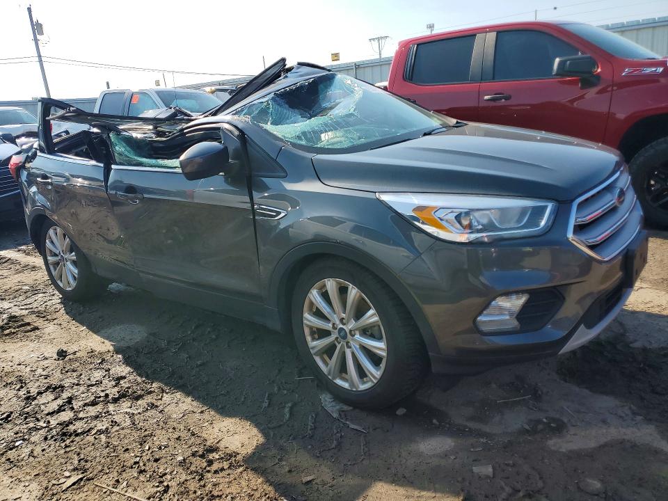 Photo 4 from auction – 2019 FORD ESCAPE with VIN 1FMCU9HDXKUA92075
