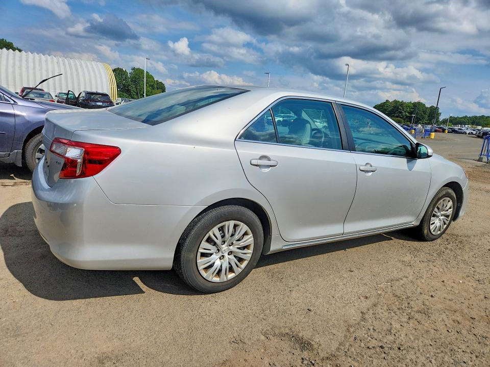 Photo 3 from auction – 2013 TOYOTA CAMRY with VIN 4T1BF1FK4DU206583