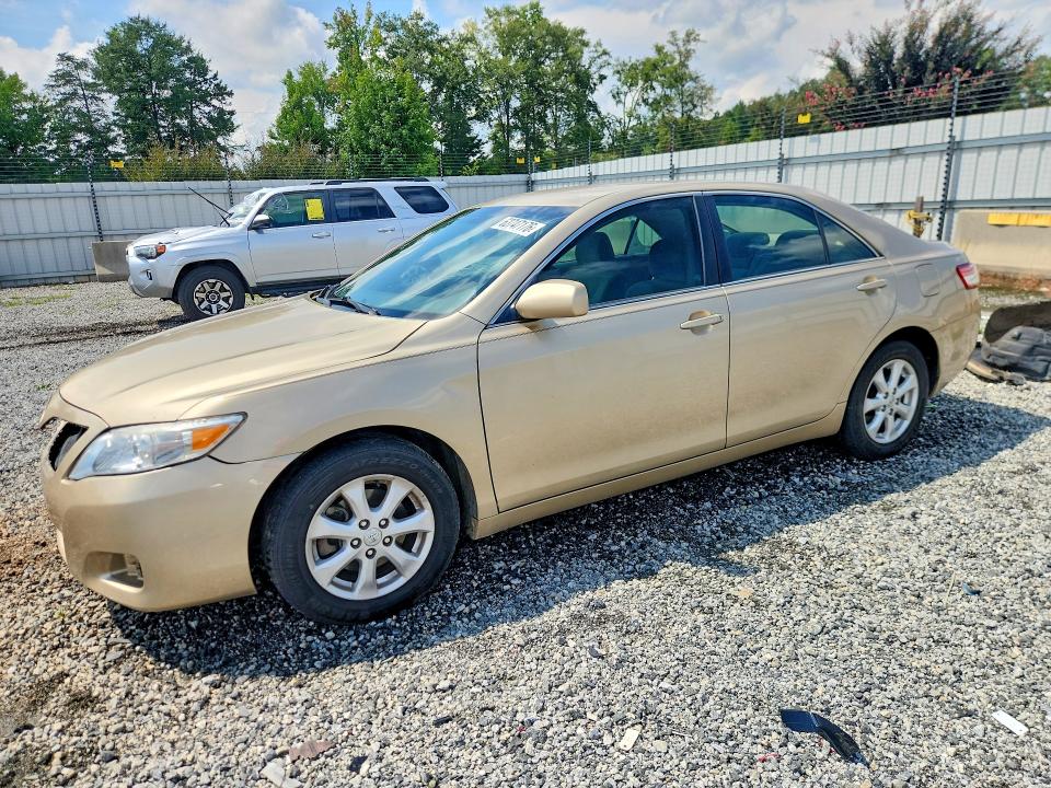 TOYOTA CAMRY 2011 with VIN 4T1BF3EKXBU622700 - Photo from auction
