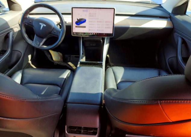 Photo 8 from auction – 2018 TESLA MODEL 3 with VIN 5YJ3E1EB0JF090073
