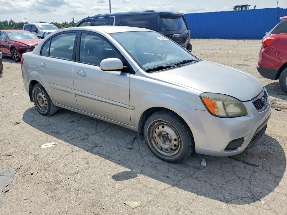 Zdjęcie 4 z aukcji – 2011 KIA RIO z VIN KNADH4A3XB6751324