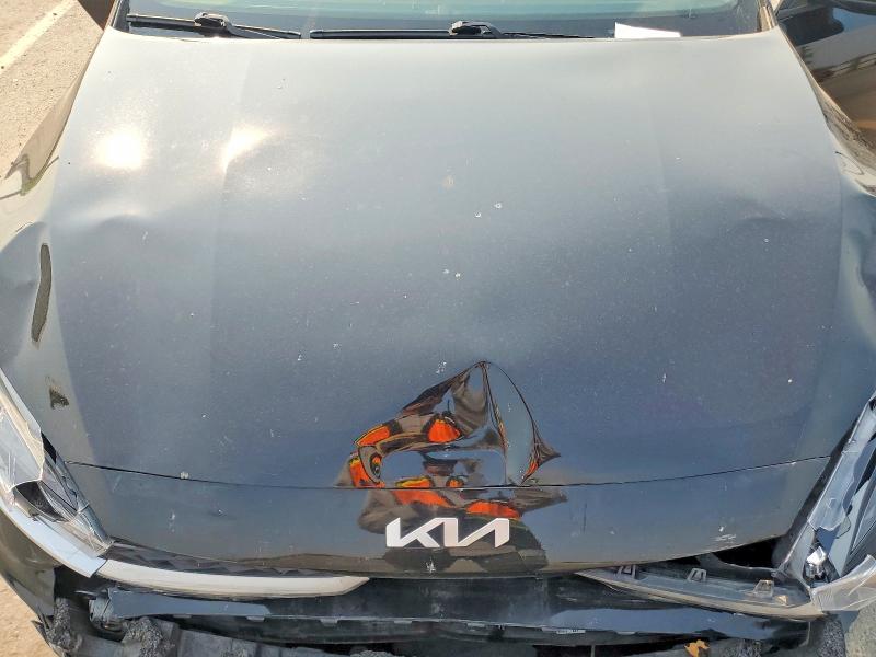 Photo 11 from auction – 2023 KIA FORTE with VIN 3KPF24AD4PE560702
