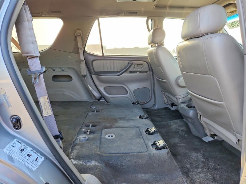 Photo 11 from auction – 2004 TOYOTA SEQUOIA with VIN 5TDBT48A74S226284