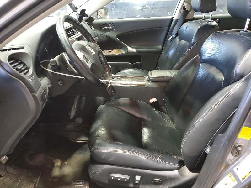 Photo 7 from auction – 2012 LEXUS IS with VIN JTHCF5C20C5060341