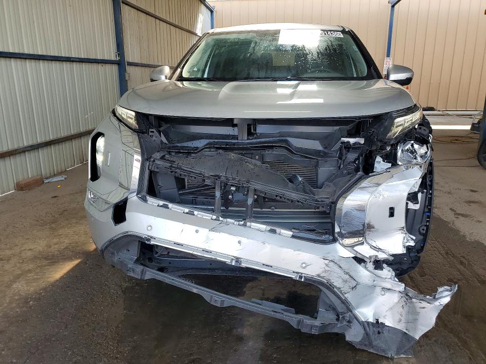 Photo 5 from auction – 2025 MITSUBISHI OUTLANDER with VIN JA4J4VA8XSZ058720