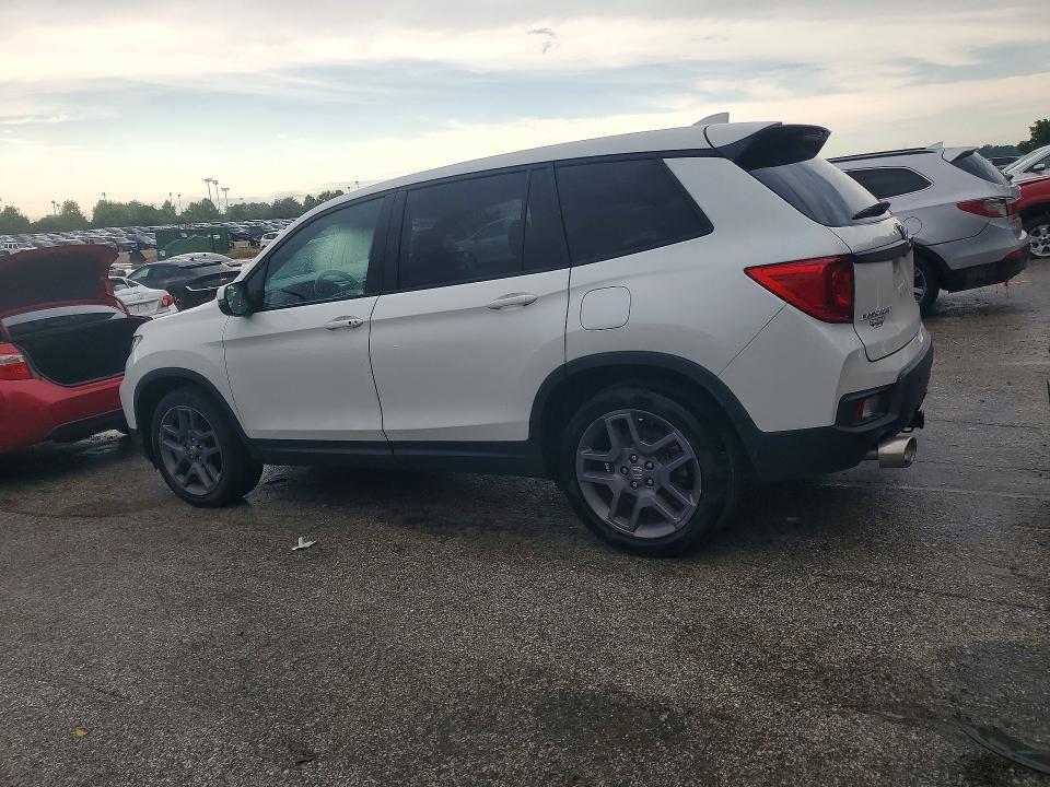 Photo 2 from auction – 2022 HONDA PASSPORT with VIN 5FNYF7H50NB006254