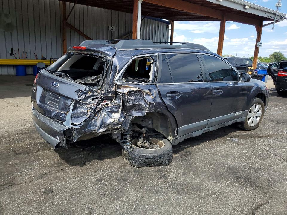 Photo 3 from auction – 2012 SUBARU OUTBACK with VIN 4S4BRBGCXC3239032