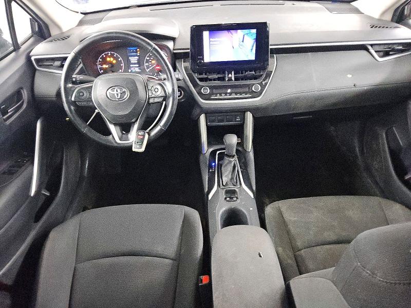Photo 8 from auction – 2023 TOYOTA COROLLA CROSS with VIN 7MUBAABG3PV063337