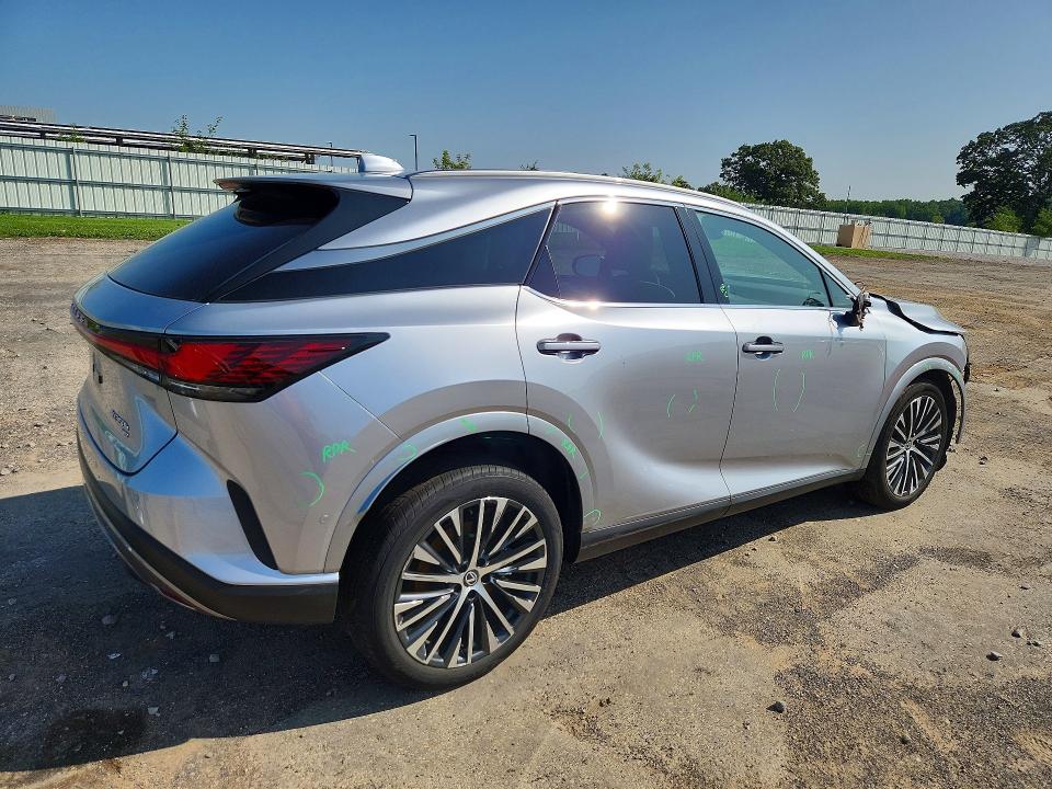Photo 3 from auction – 2026 LEXUS RX 350H with VIN 2T2BBMCA2TC108804